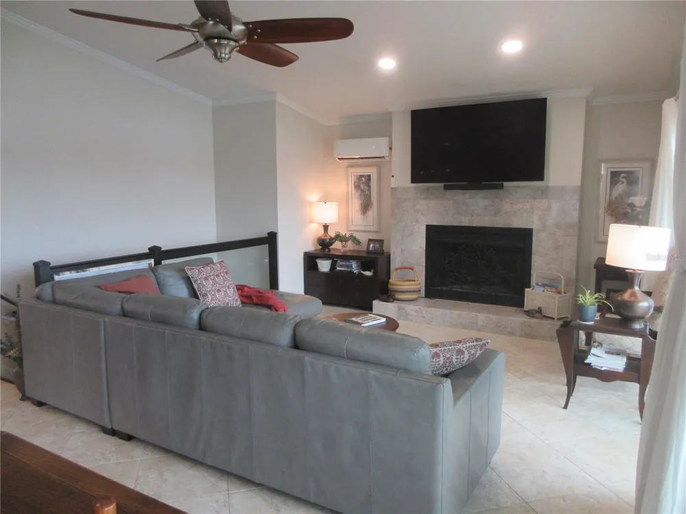 16849 SE 59TH PLACE Ocklawaha, FL 32179