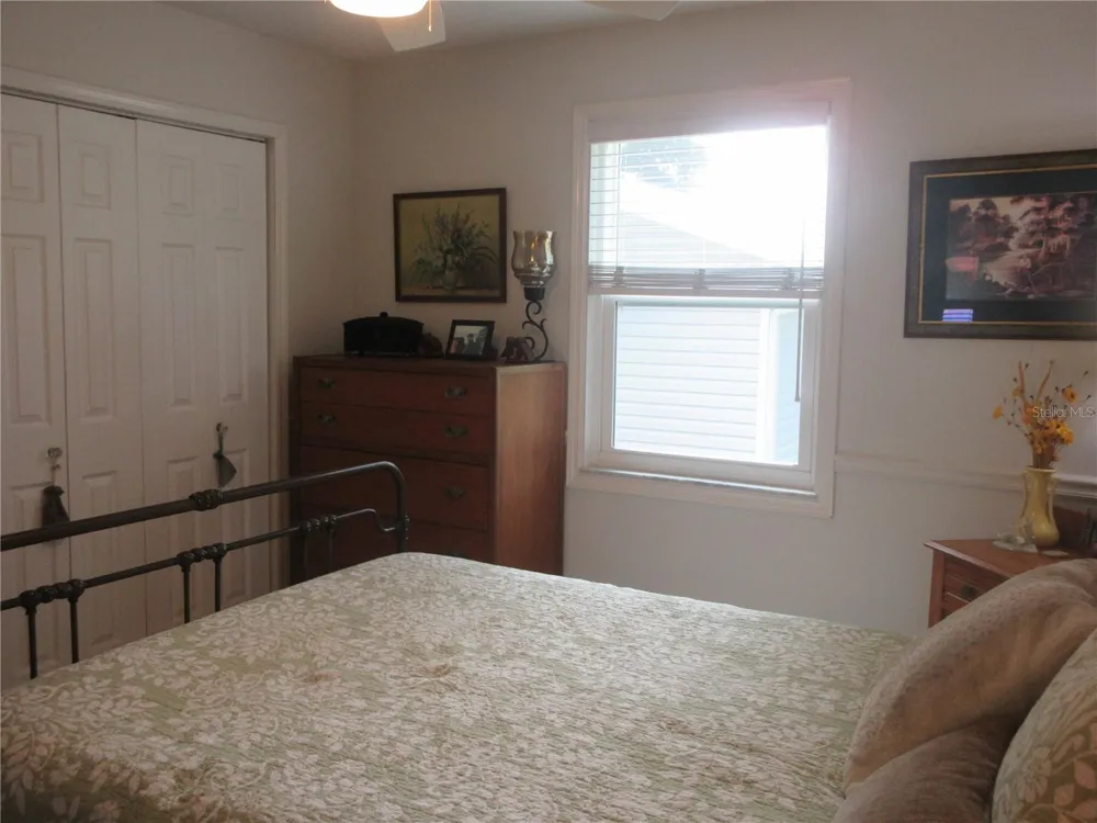 16849 SE 59TH PLACE Ocklawaha, FL 32179
