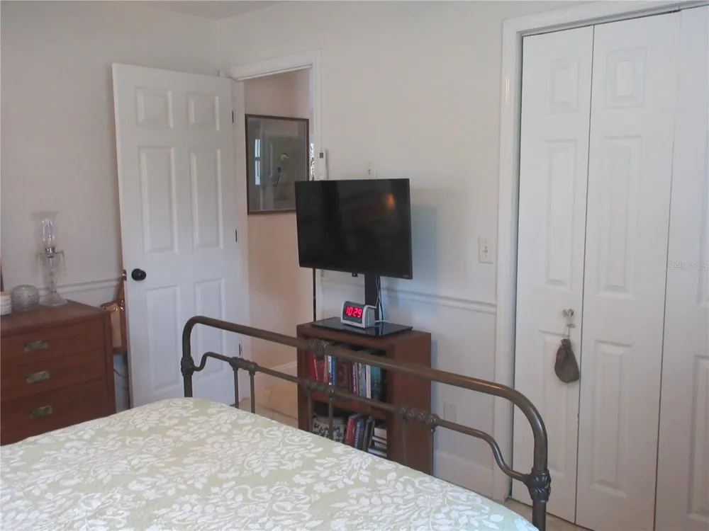 16849 SE 59TH PLACE Ocklawaha, FL 32179