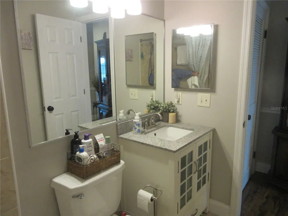 16849 SE 59TH PLACE Ocklawaha, FL 32179