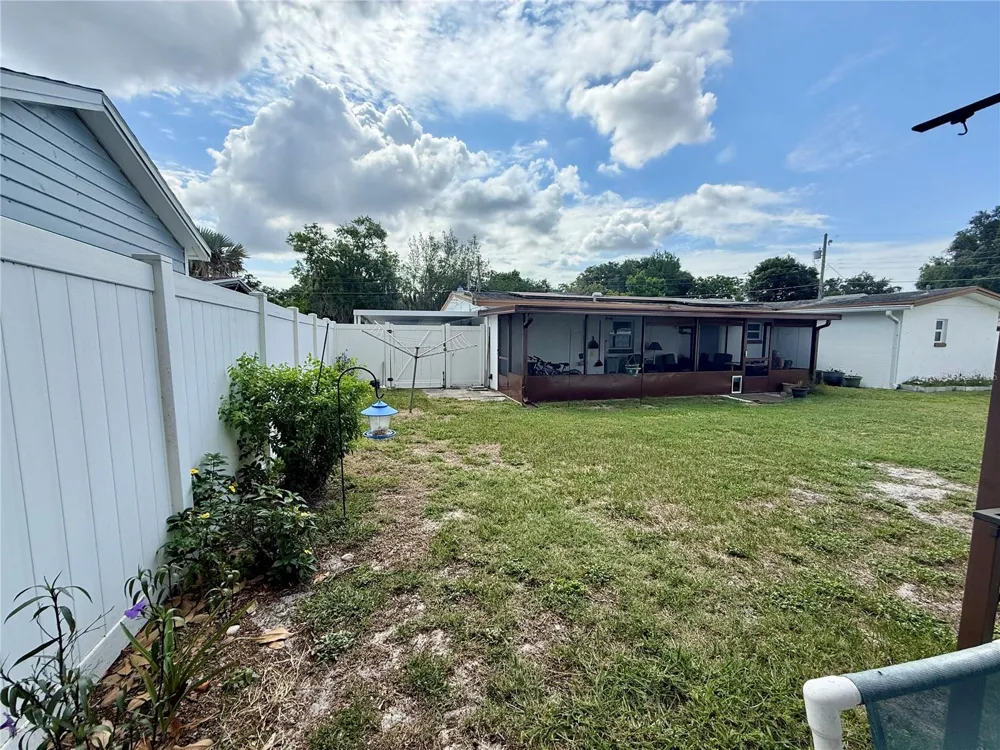 602 SULLIVAN AVENUE Ocoee, FL 34761