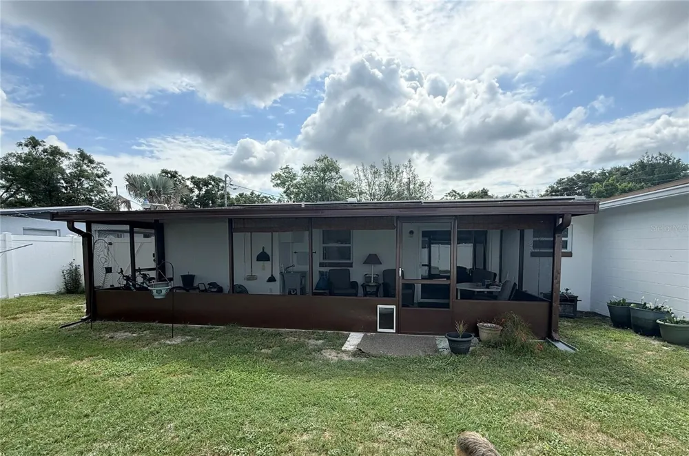 602 SULLIVAN AVENUE Ocoee, FL 34761