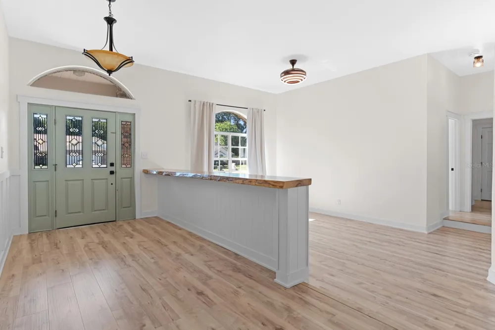 512 CAULDER PARK ROAD Seffner, FL 33584
