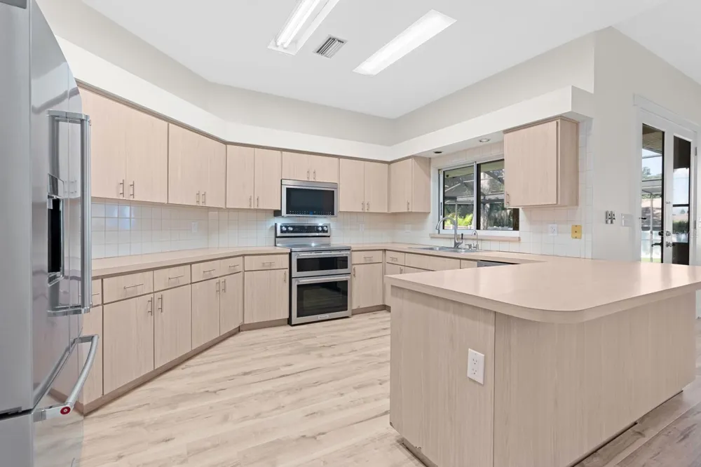 512 CAULDER PARK ROAD Seffner, FL 33584