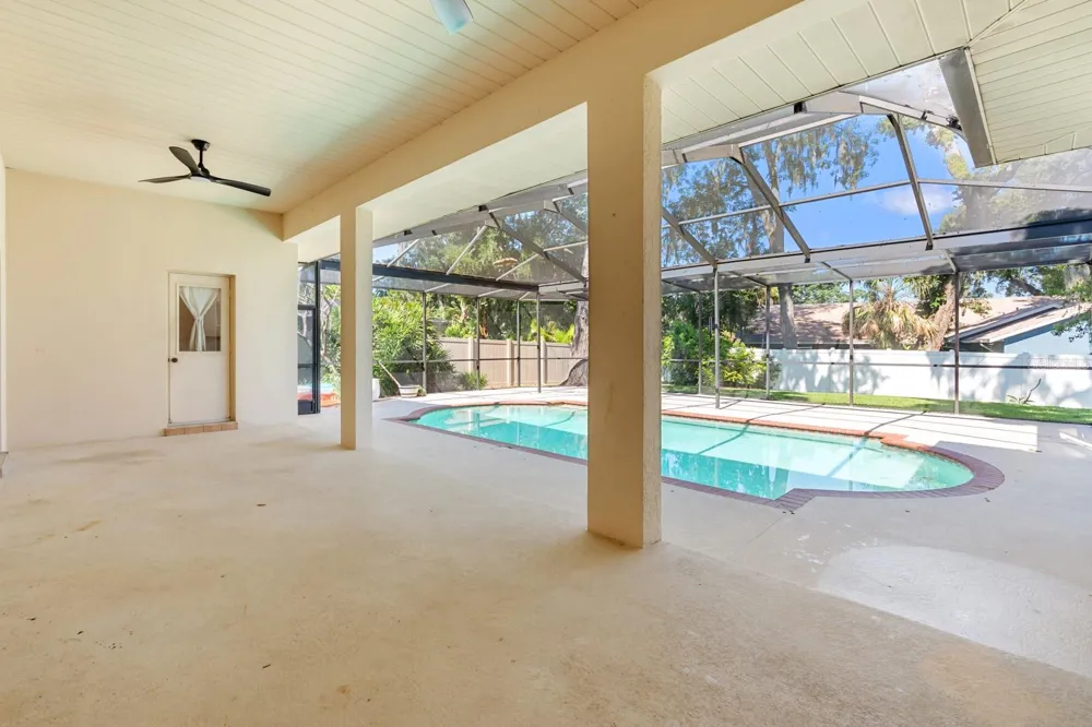 512 CAULDER PARK ROAD Seffner, FL 33584
