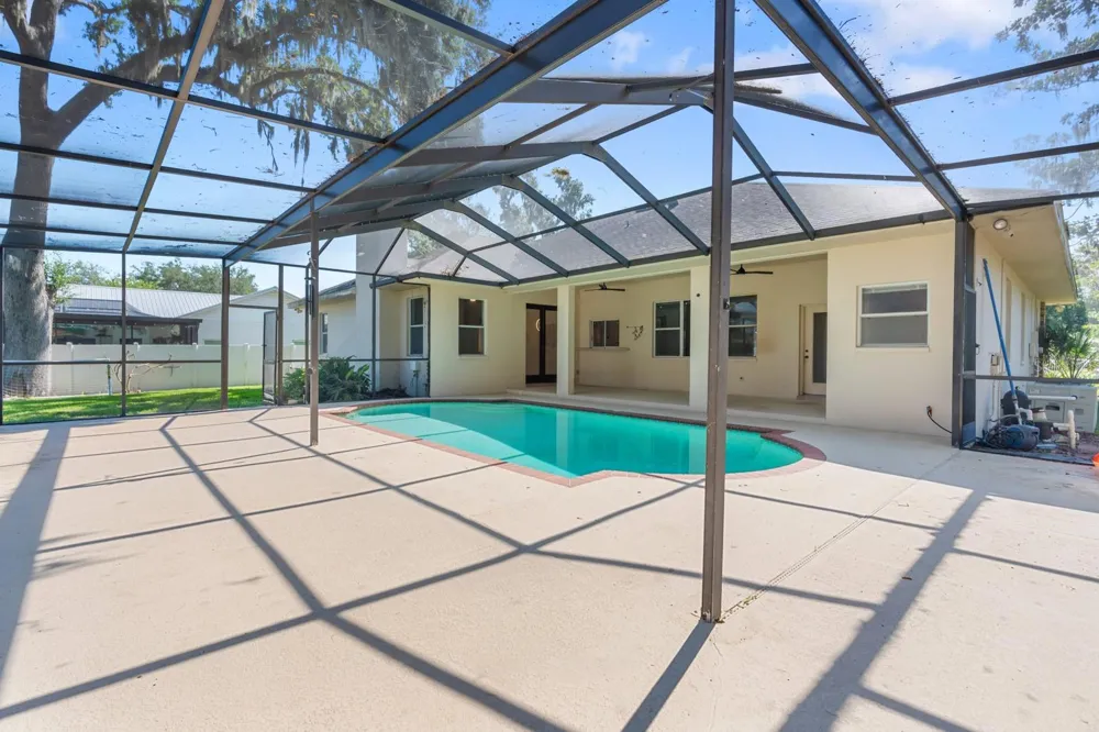 512 CAULDER PARK ROAD Seffner, FL 33584