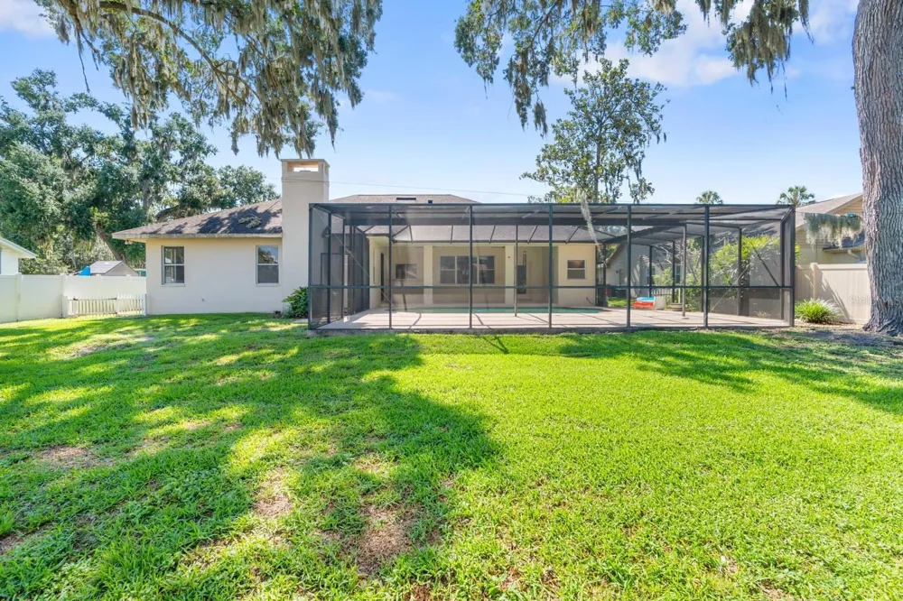 512 CAULDER PARK ROAD Seffner, FL 33584