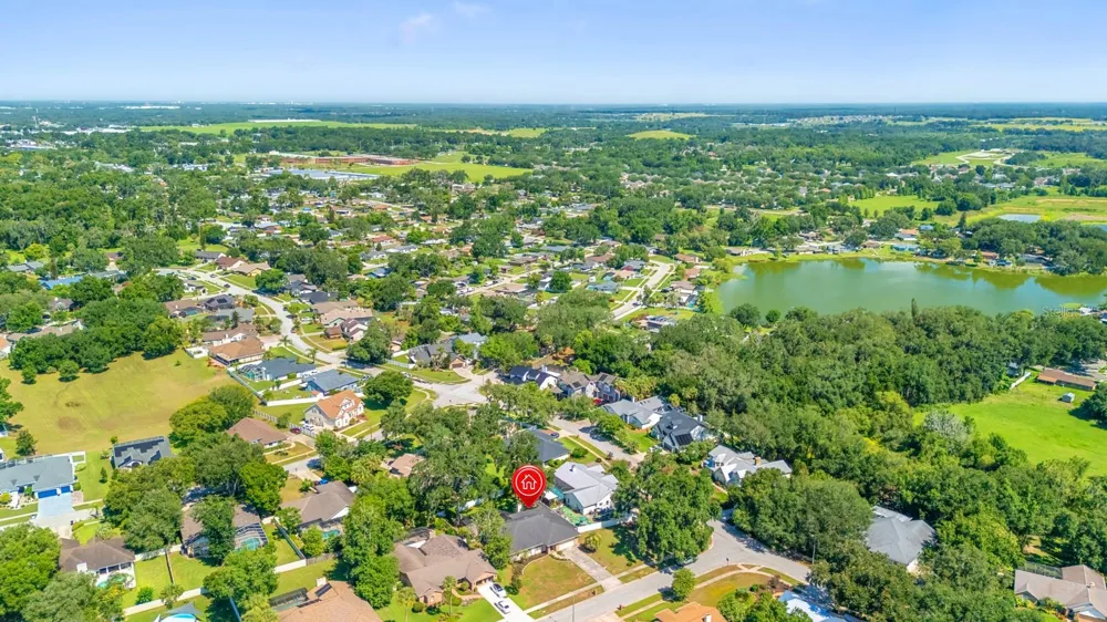 512 CAULDER PARK ROAD Seffner, FL 33584