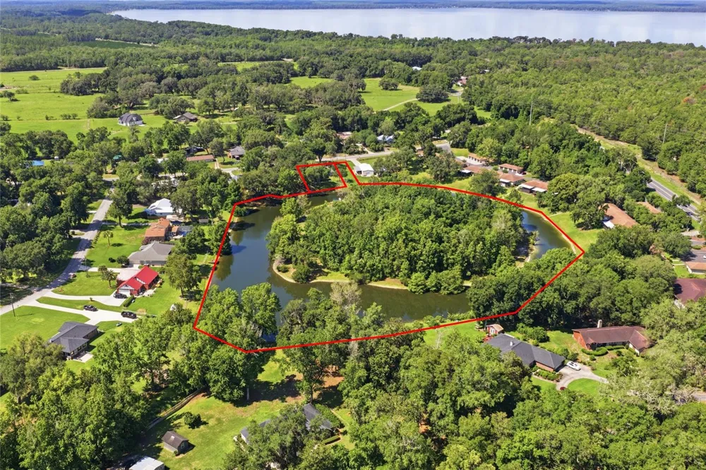 561 SE 28TH STREET Melrose, FL 32666
