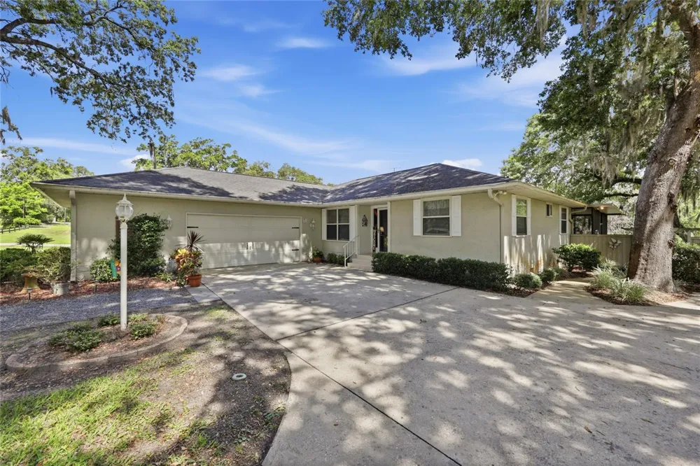 561 SE 28TH STREET Melrose, FL 32666