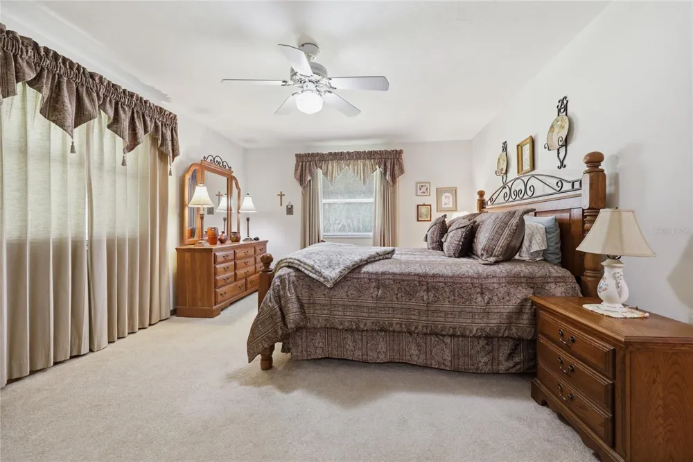 561 SE 28TH STREET Melrose, FL 32666