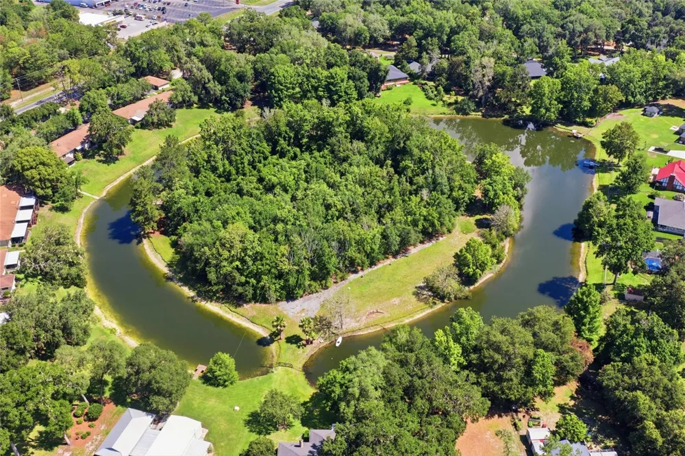 561 SE 28TH STREET Melrose, FL 32666