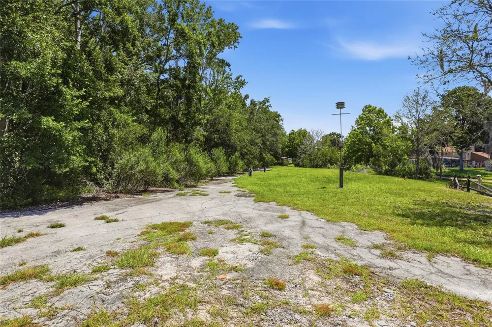 561 SE 28TH STREET Melrose, FL 32666
