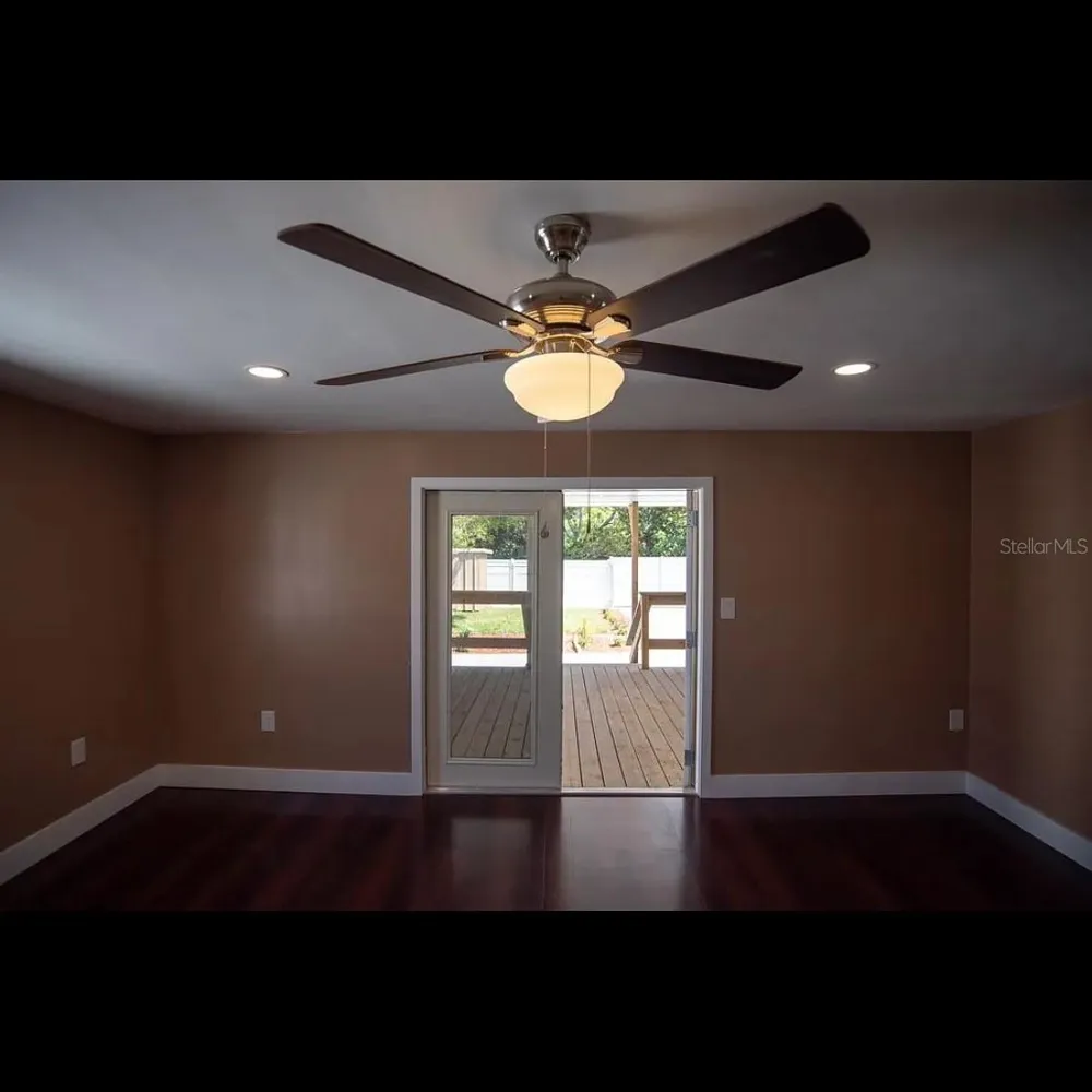 1329 34TH AVENUE St Petersburg, FL 33704