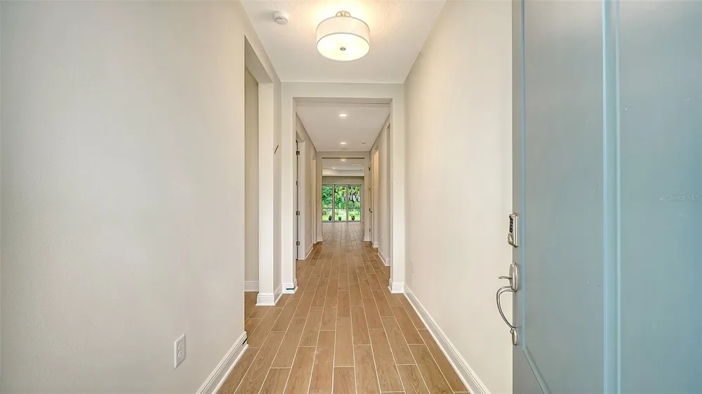 9940 CRYSTAL ISLES CIRCLE Sarasota, FL 34241