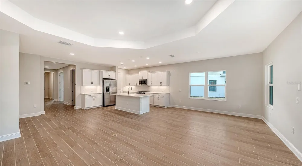 9940 CRYSTAL ISLES CIRCLE Sarasota, FL 34241
