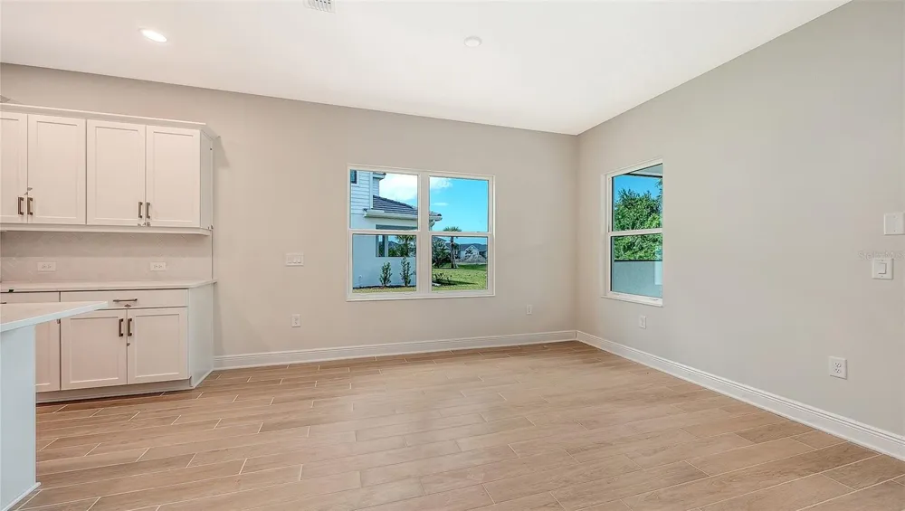 9940 CRYSTAL ISLES CIRCLE Sarasota, FL 34241