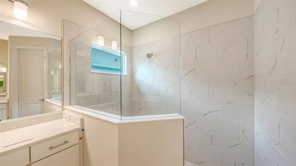 9940 CRYSTAL ISLES CIRCLE Sarasota, FL 34241