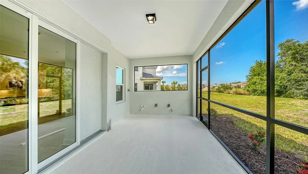 9940 CRYSTAL ISLES CIRCLE Sarasota, FL 34241