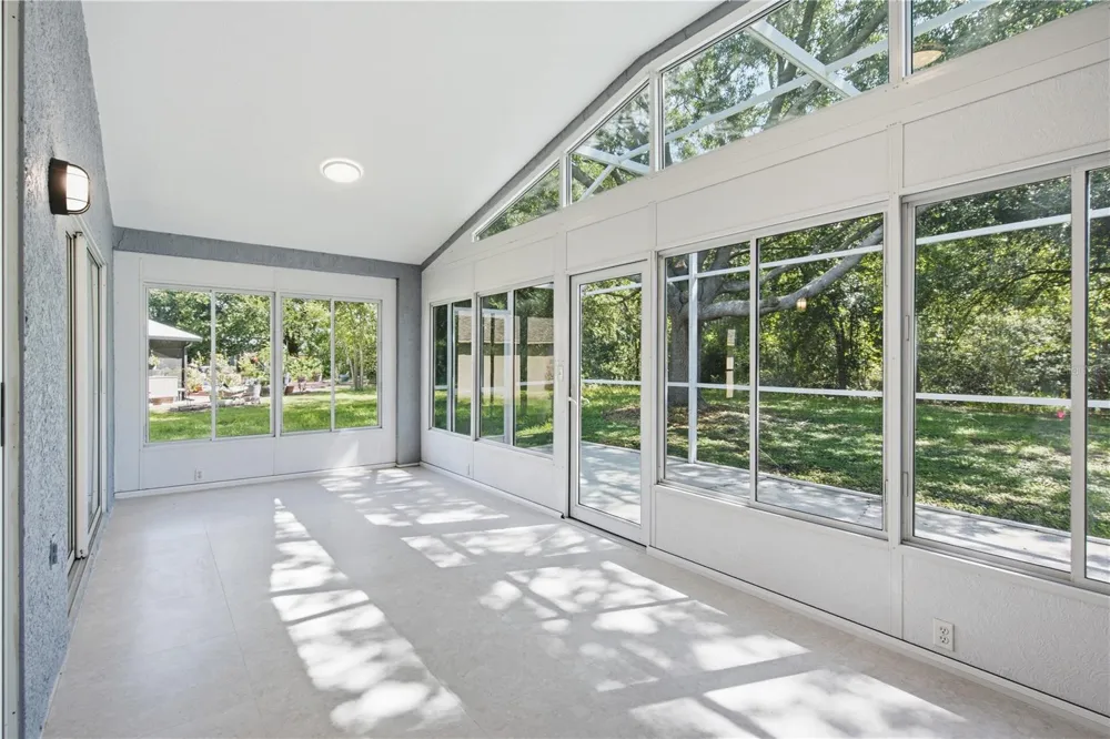 6003 CHELLAS COURT Lutz, FL 33558