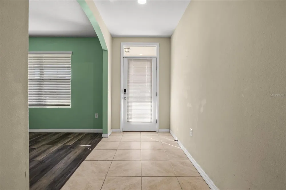 323 HARBOUR WAY Mulberry, FL 33860