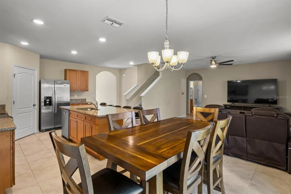 323 HARBOUR WAY Mulberry, FL 33860