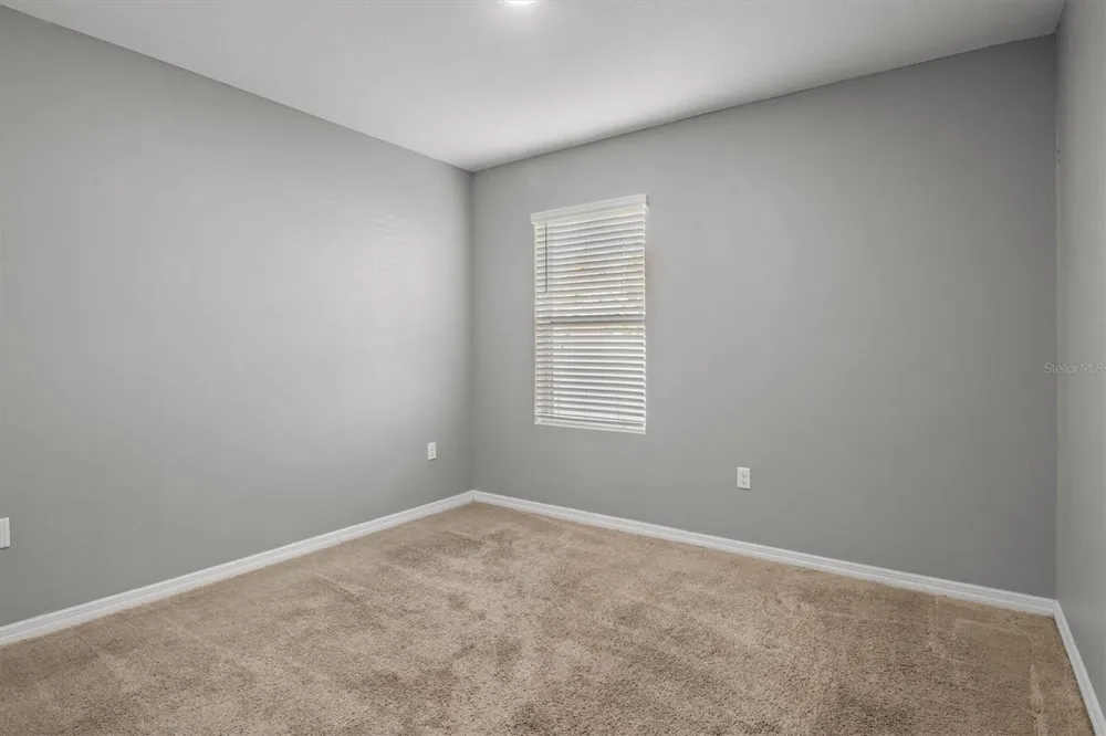 323 HARBOUR WAY Mulberry, FL 33860