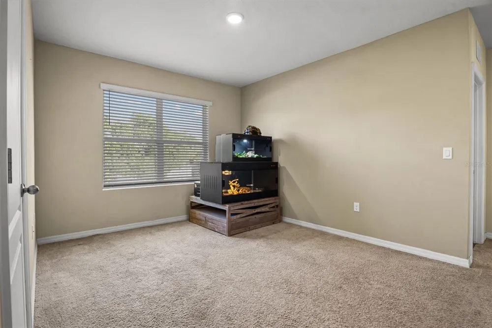 323 HARBOUR WAY Mulberry, FL 33860