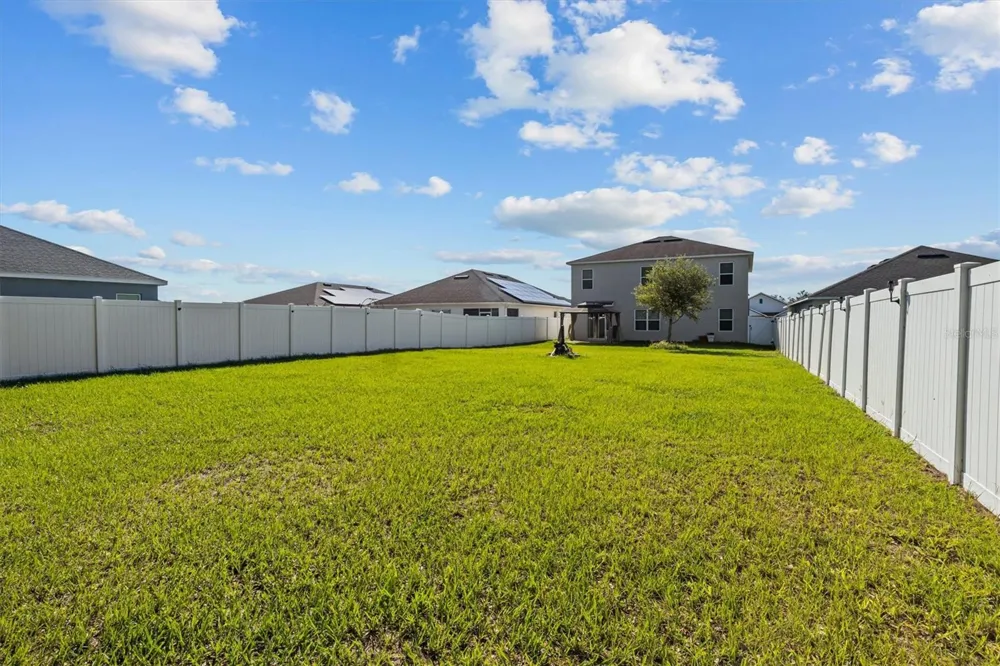 323 HARBOUR WAY Mulberry, FL 33860