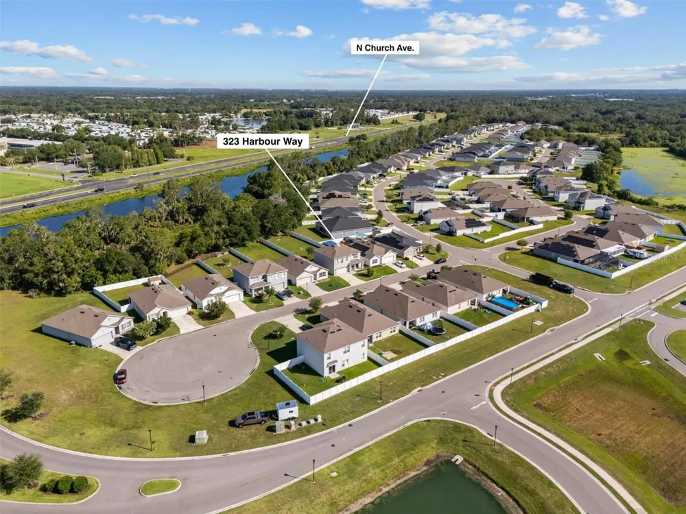 323 HARBOUR WAY Mulberry, FL 33860