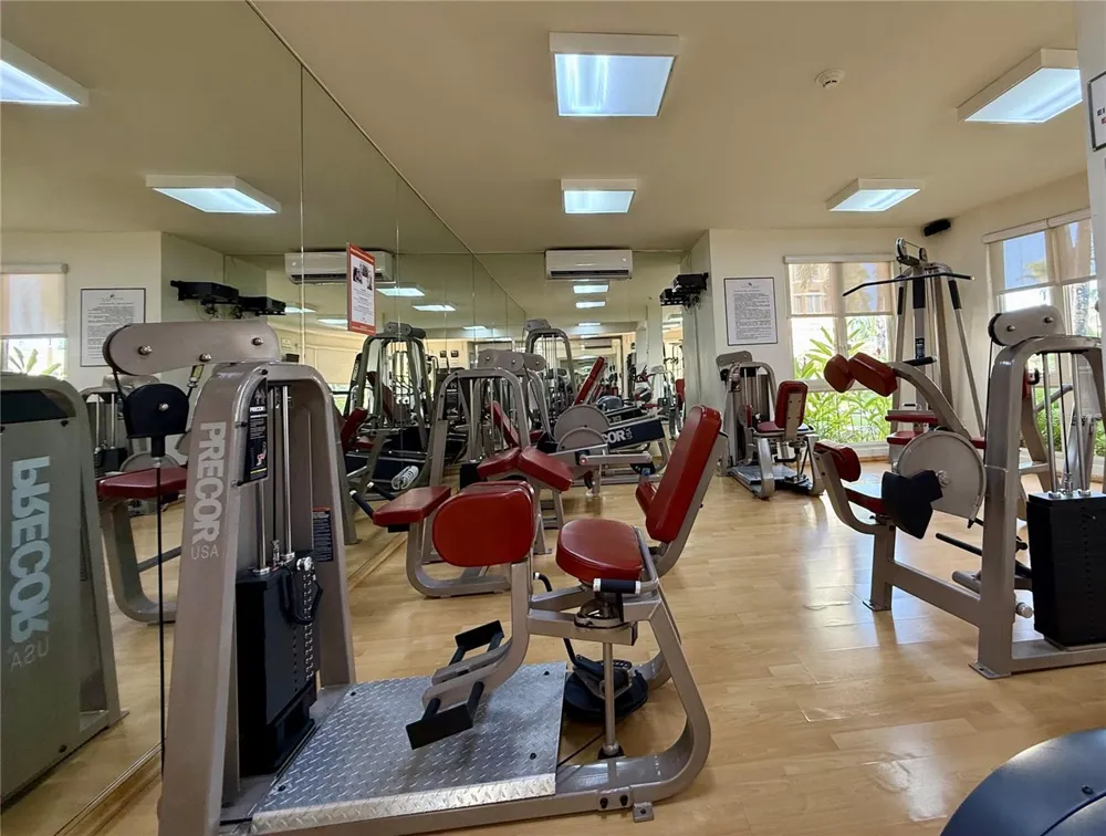 1 AVENIDA PALMA REAL #404 Guaynabo, PR 00969