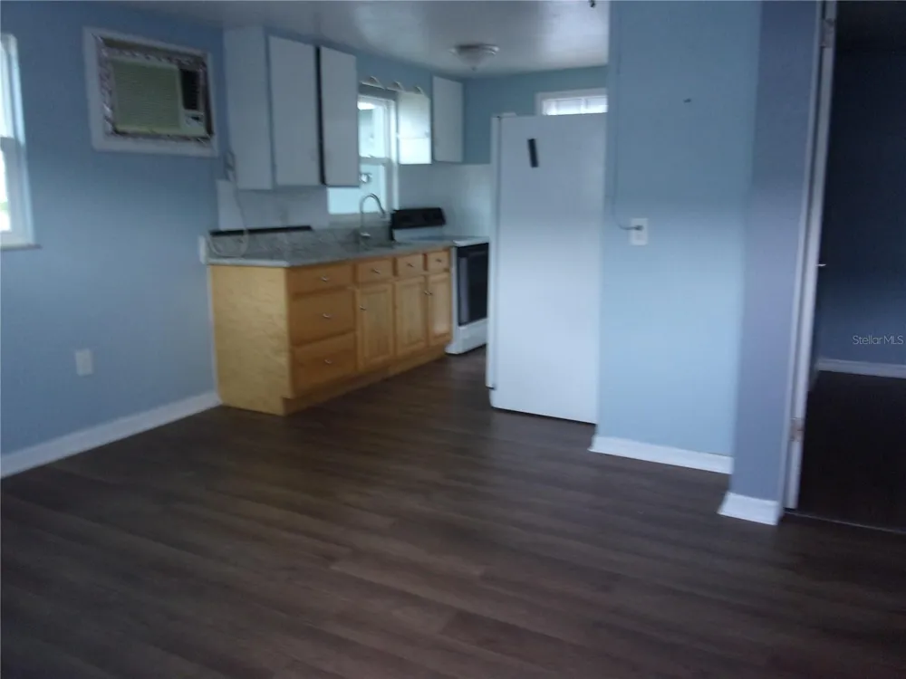 5206 7TH STREET Zephyrhills, FL 33542