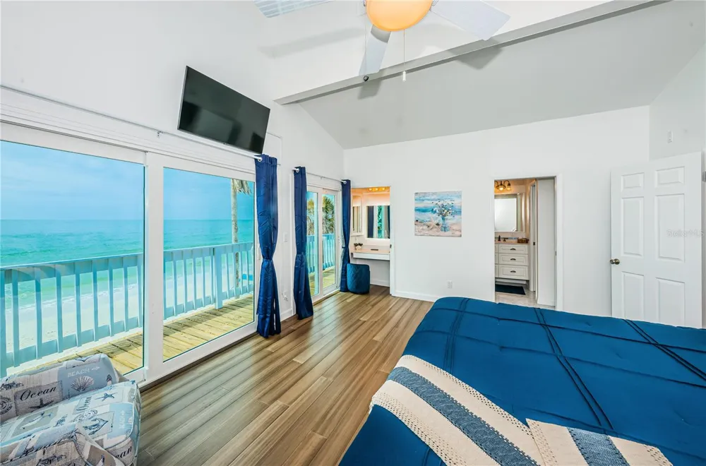 8432 W GULF BOULEVARD #Sailfish Treasure Island, FL 33706