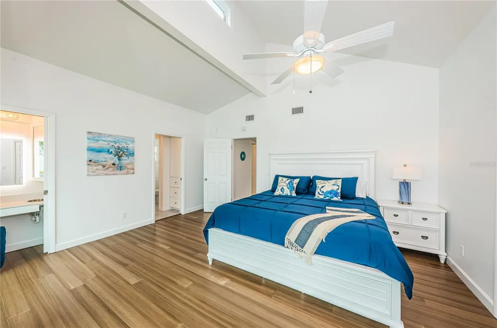 8432 W GULF BOULEVARD #Sailfish Treasure Island, FL 33706