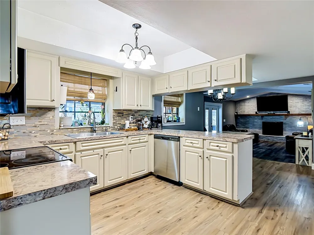 3465 JAMIE STREET Mulberry, FL 33860