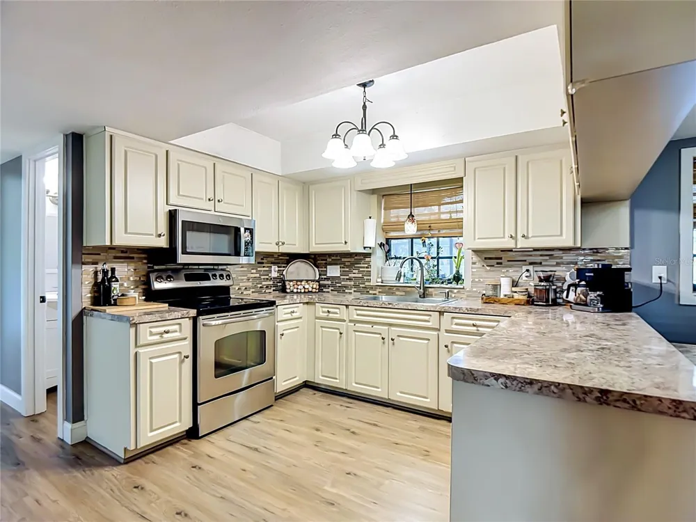 3465 JAMIE STREET Mulberry, FL 33860