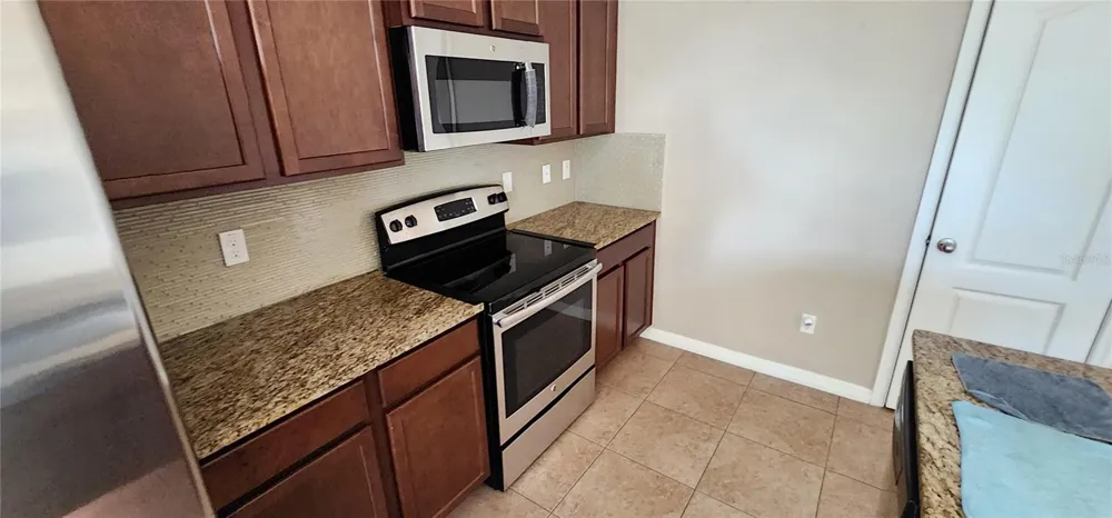 1111 PETERSON PLACE Sanford, FL 32773