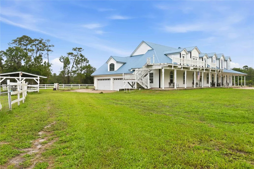 31243 BEAR POND DRIVE Sorrento, FL 32776