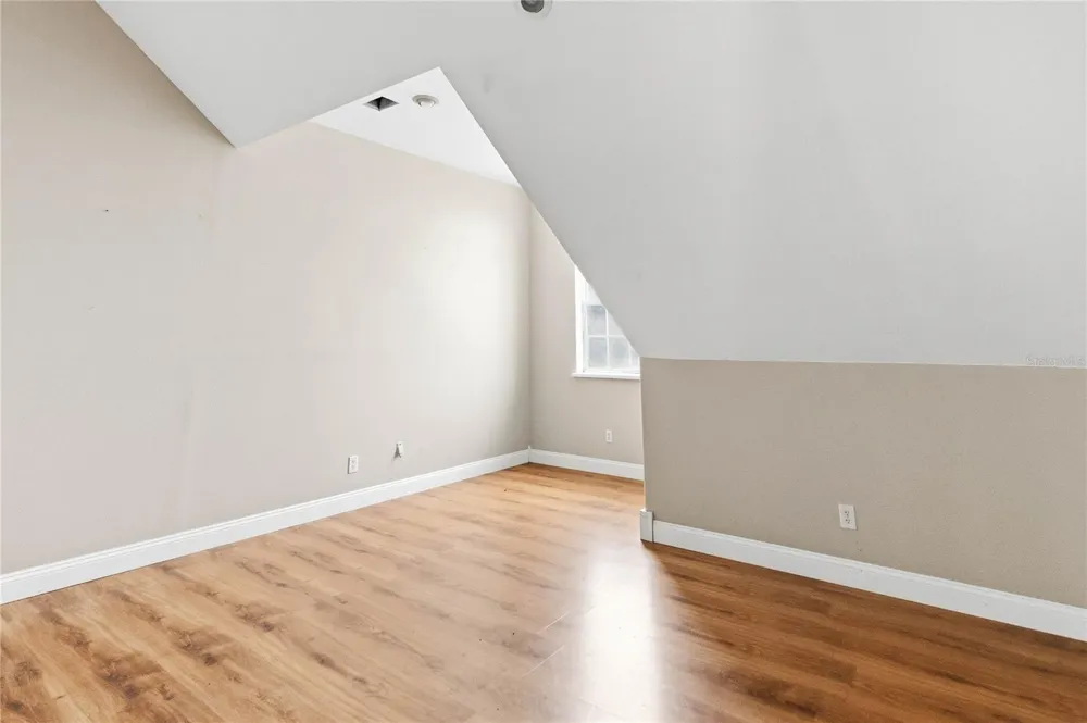31243 BEAR POND DRIVE Sorrento, FL 32776