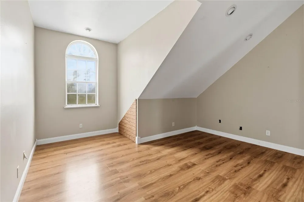 31243 BEAR POND DRIVE Sorrento, FL 32776