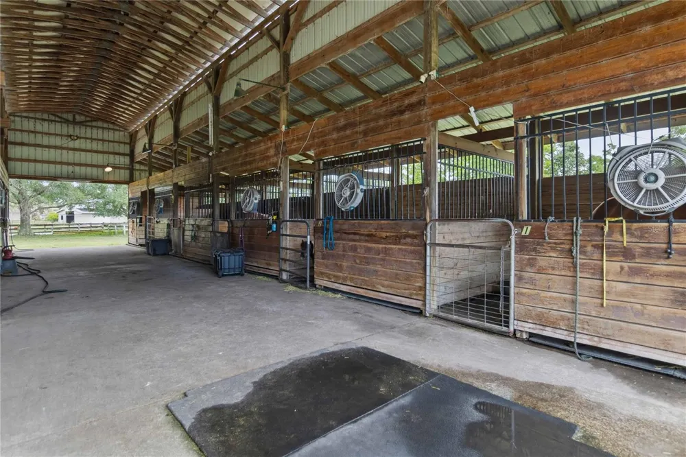 31243 BEAR POND DRIVE Sorrento, FL 32776