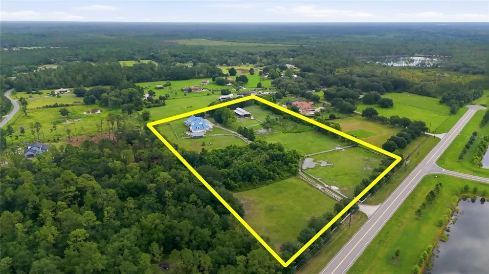 31243 BEAR POND DRIVE Sorrento, FL 32776
