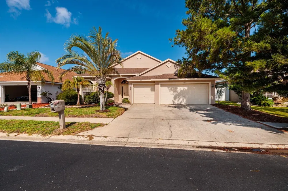 1805 WOOD BEND STREET Tarpon Springs, FL 34689