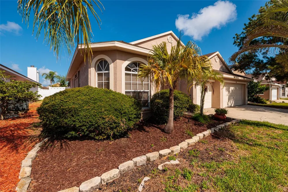 1805 WOOD BEND STREET Tarpon Springs, FL 34689