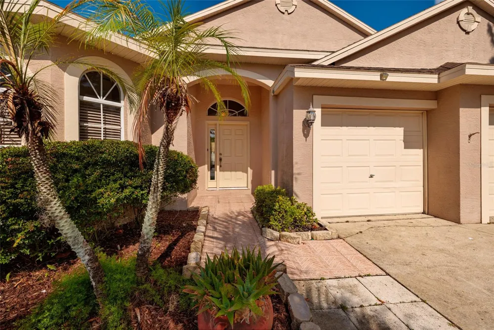 1805 WOOD BEND STREET Tarpon Springs, FL 34689