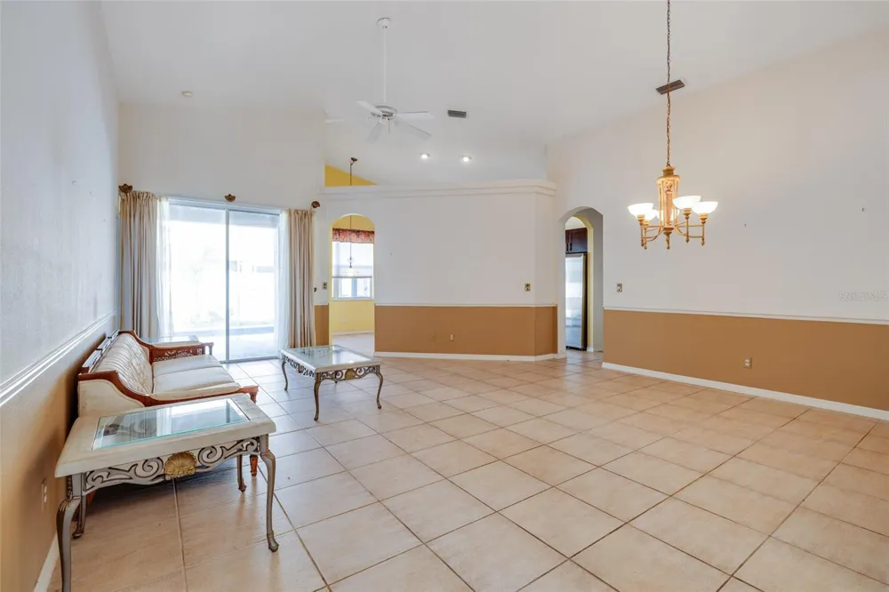 1805 WOOD BEND STREET Tarpon Springs, FL 34689