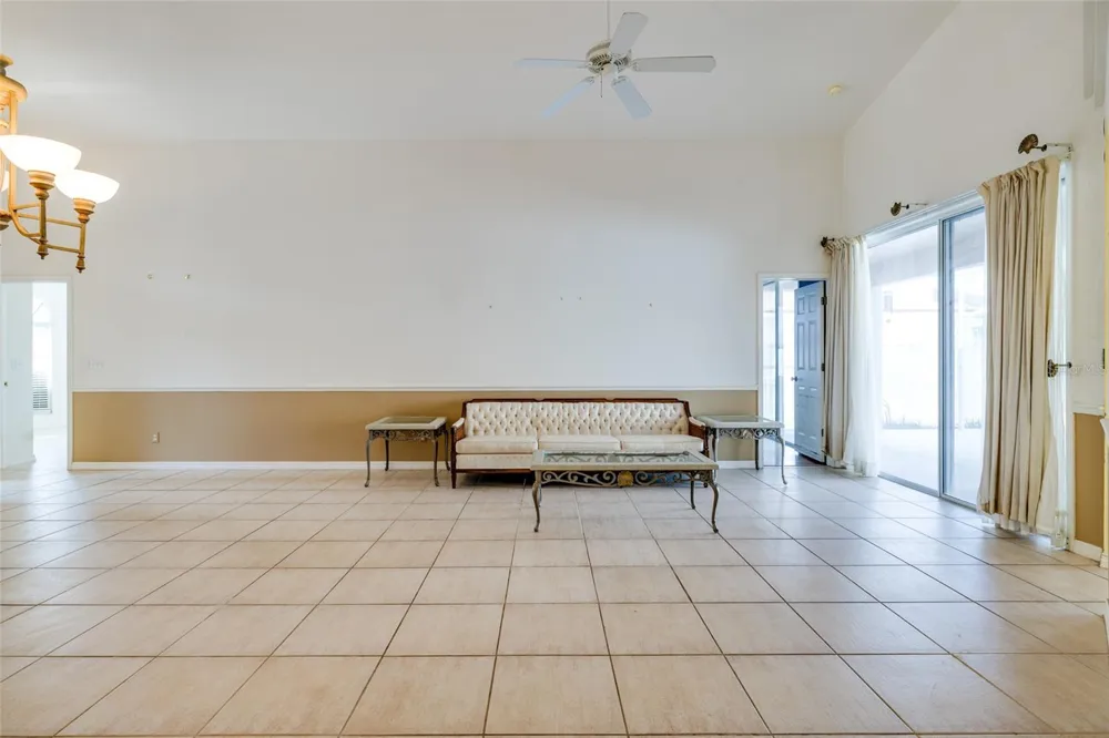 1805 WOOD BEND STREET Tarpon Springs, FL 34689