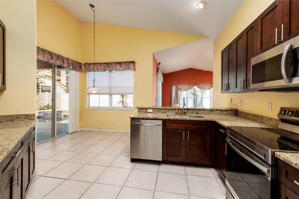 1805 WOOD BEND STREET Tarpon Springs, FL 34689