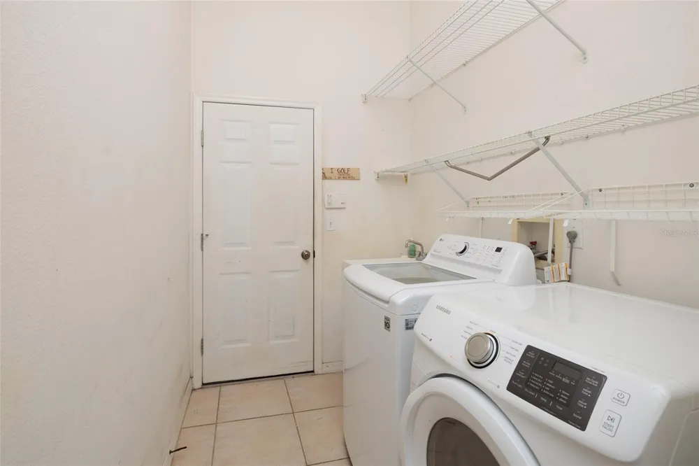 1805 WOOD BEND STREET Tarpon Springs, FL 34689