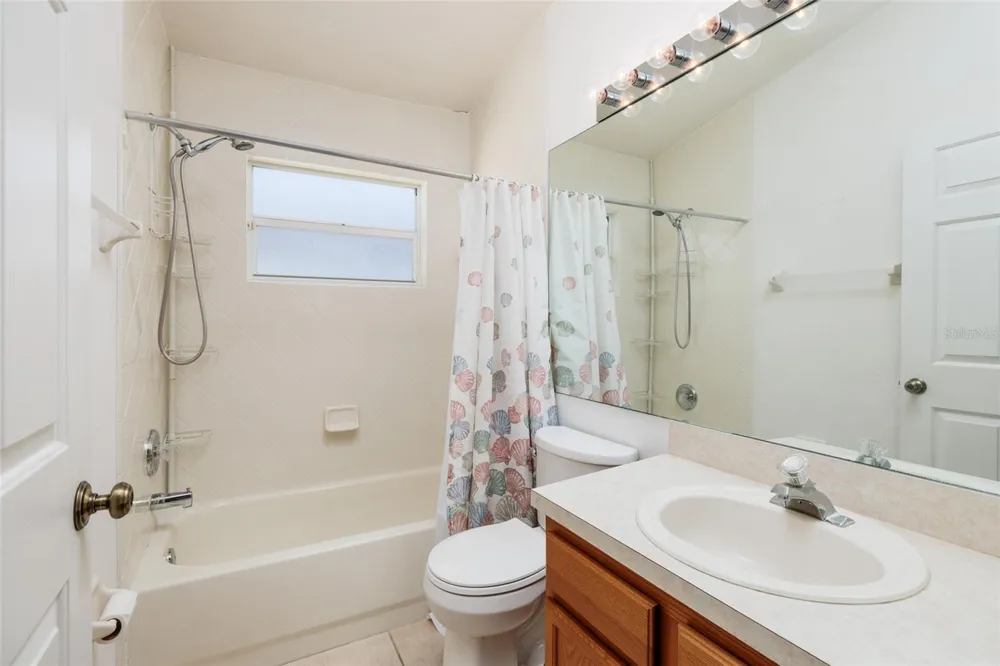 1805 WOOD BEND STREET Tarpon Springs, FL 34689